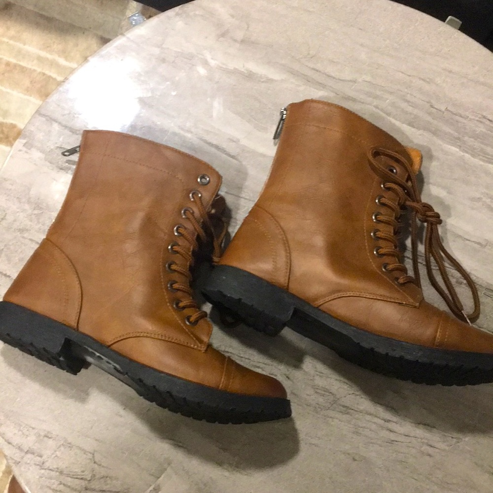 (Authentic) charles Albert leather boots